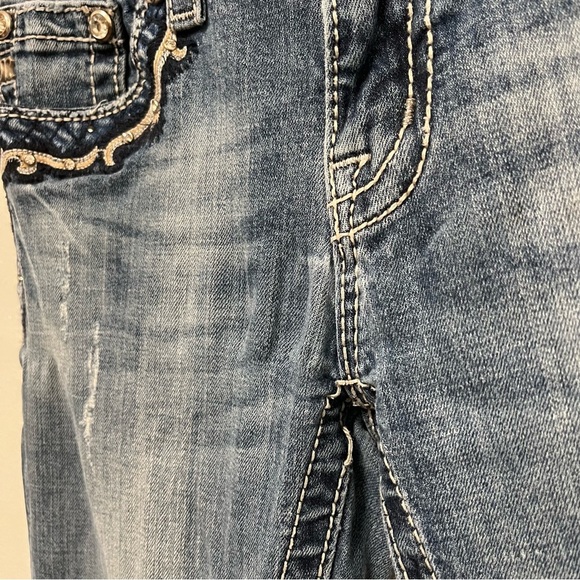 MISS ME Embroidered Boot Cut Jeans Size 28 - Picture 5 of 14